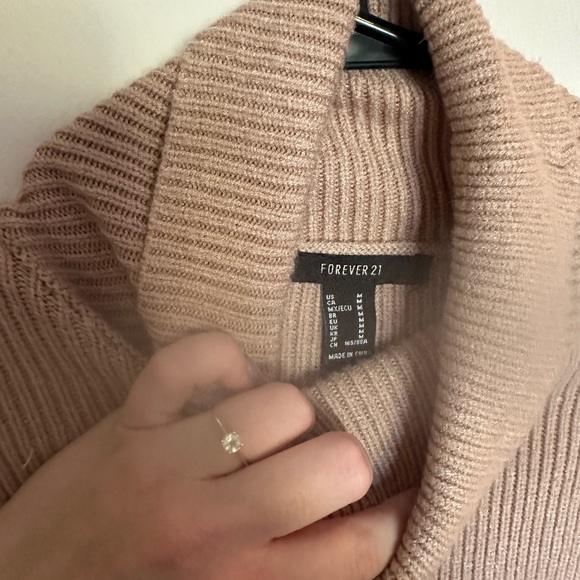 Basic Balloon Sleeve Sweater - Picture 3 of 4